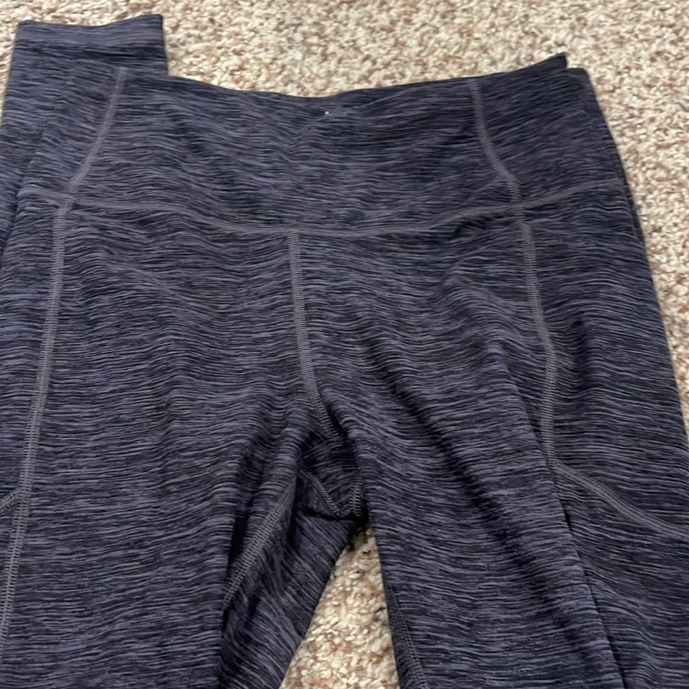 Women’s VS Leggings